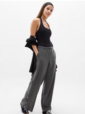 Athleta Mid Rise Snap Pants